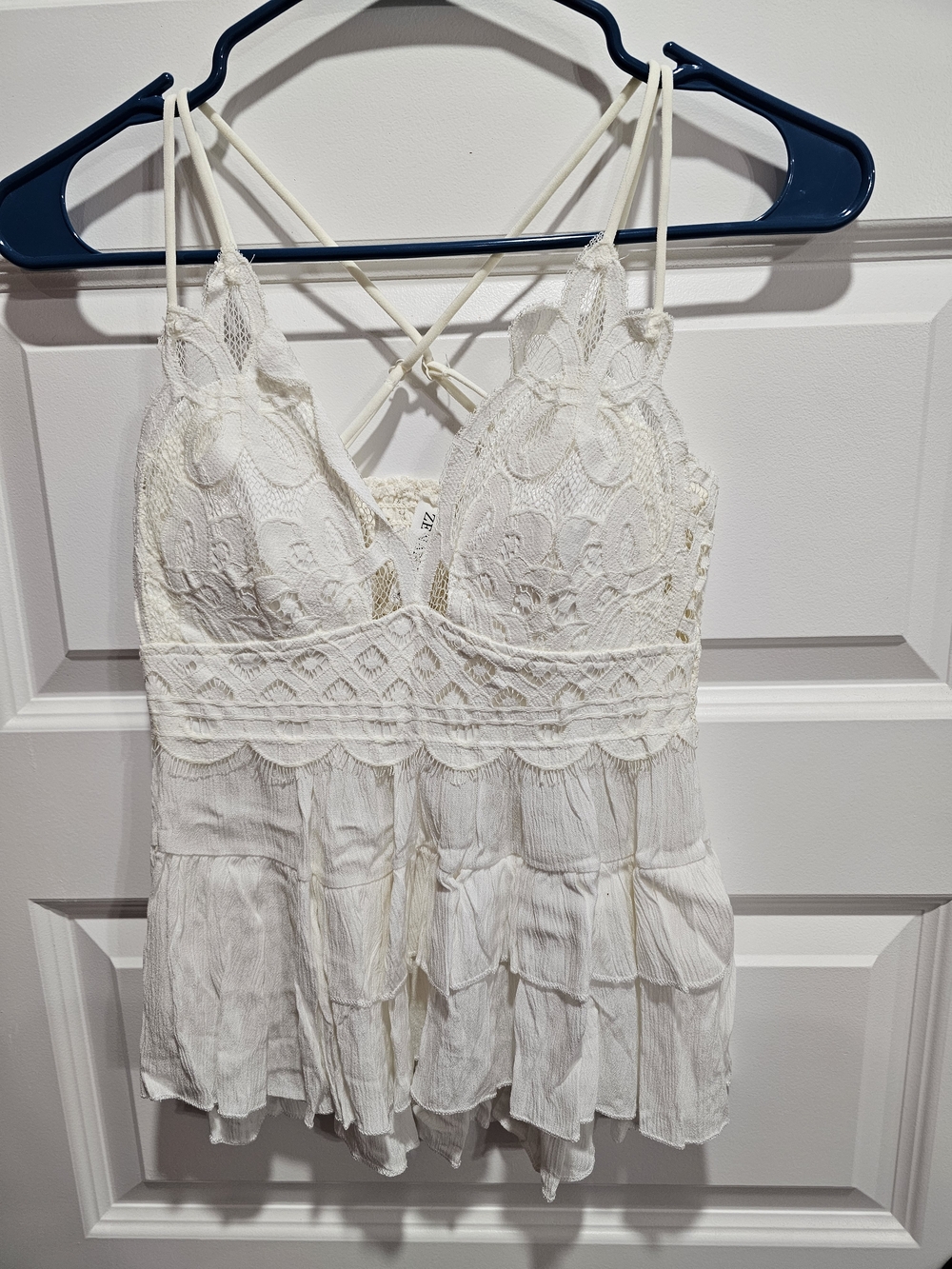 Zenana Outfitters White Lace Crochet Cami